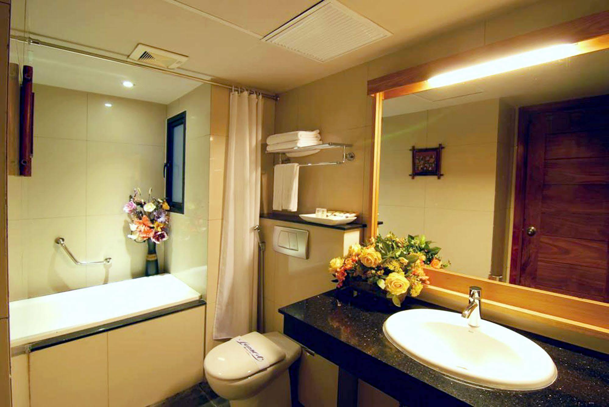 Hanoi Eternity Hotel Dış mekan fotoğraf