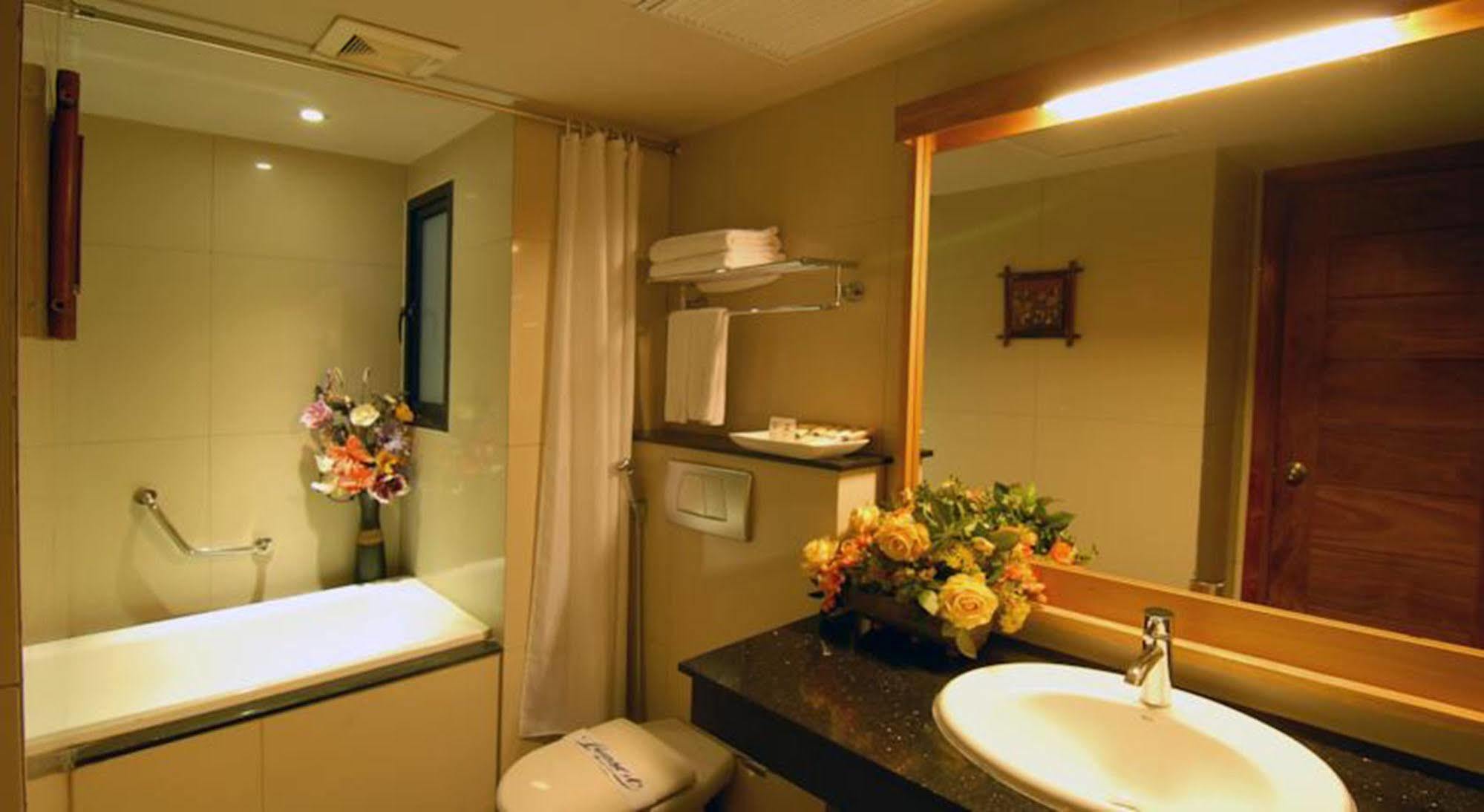 Hanoi Eternity Hotel Dış mekan fotoğraf