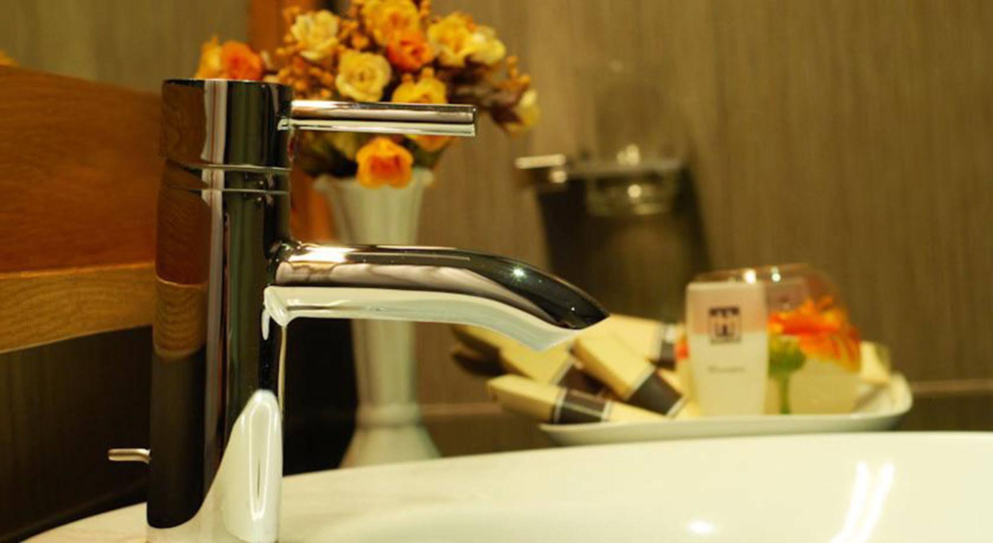 Hanoi Eternity Hotel Dış mekan fotoğraf